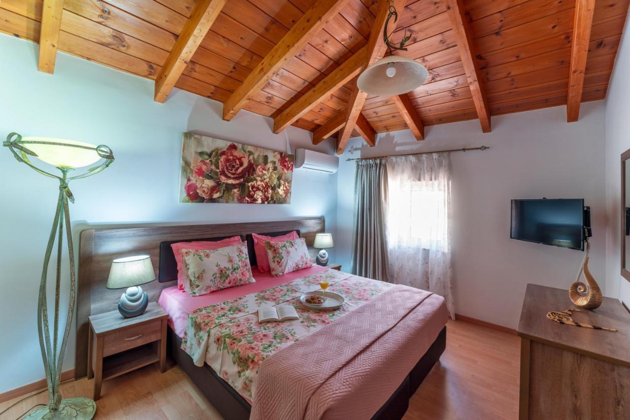Posidonia Luxury Villas Kolympia โคลิมเบีย ภายนอก รูปภาพ
