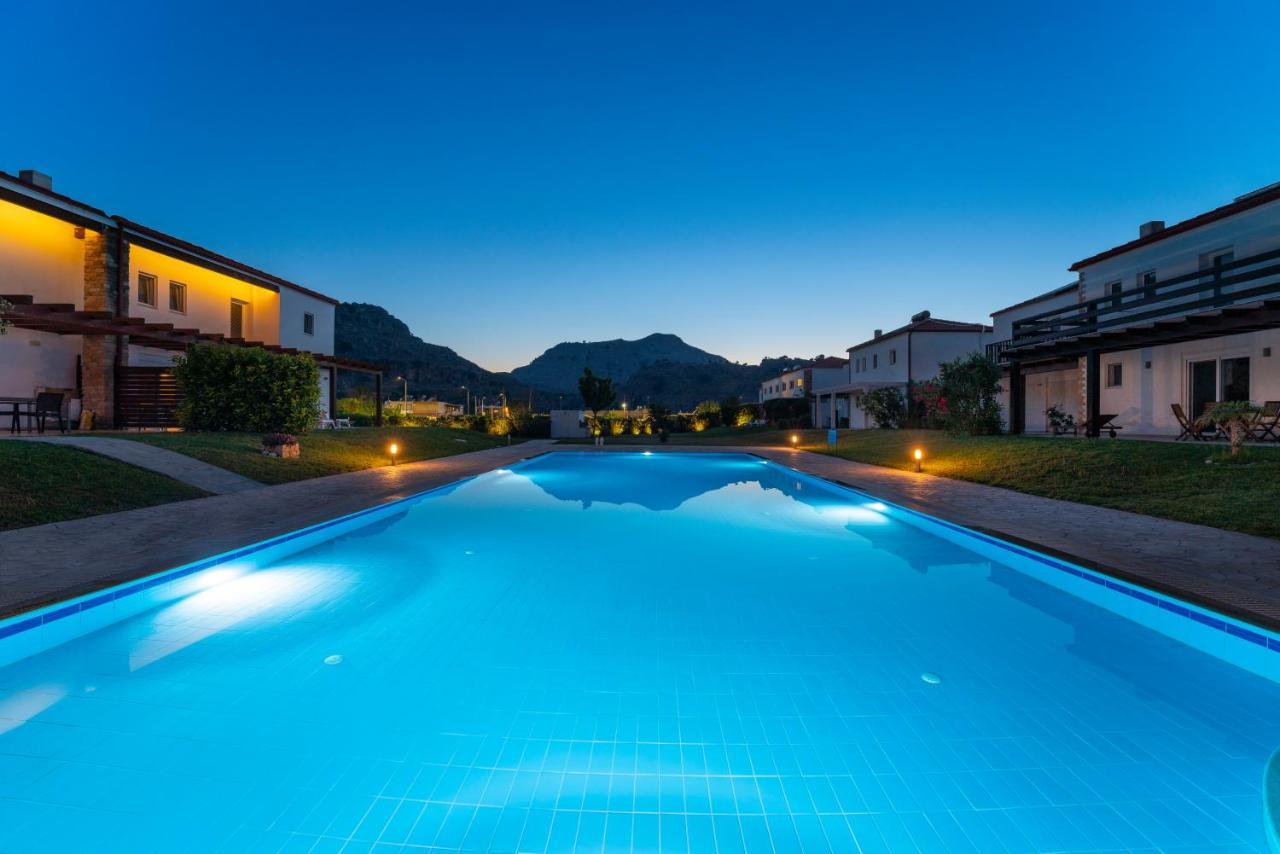 Posidonia Luxury Villas Kolympia โคลิมเบีย ภายนอก รูปภาพ
